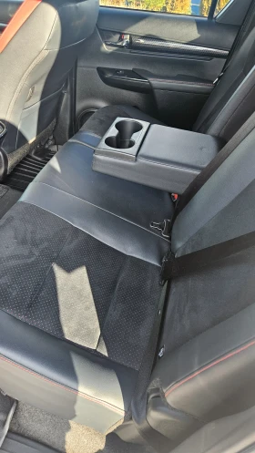 Toyota Hilux GR SPORT - 50000 € / 97791.50 лв. - 33142570 14 | Car24.bg Toyota Hilux GR SPORT - 50000 € / 97791.50 лв. - 33142570 14
