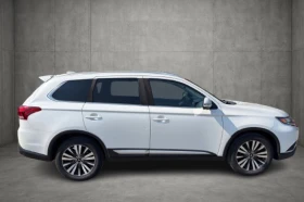 Mitsubishi Outlander * ПАНО* KEYLESS* Camera* ПОДГРЕВ* - 14200 € / 27772.79 лв. - 43455309 5 | Car24.bg Mitsubishi Outlander * ПАНО* KEYLESS* Camera* ПОДГРЕВ* - 14200 € / 27772.79 лв. - 43455309 5