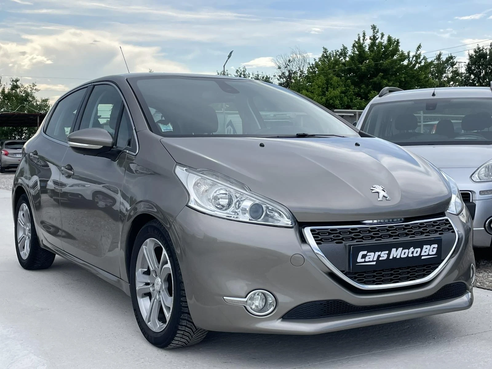 Peugeot 208 1.6 e-HDI | Auto.bg — изображение 1 Peugeot 208 1.6 e-HDI | Auto.bg — изображение 1