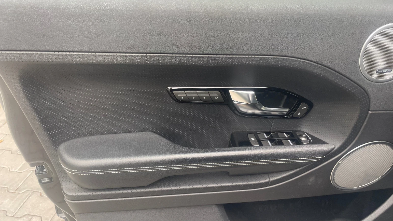 Land Rover Range Rover Evoque  - изображение 10 | Auto.bg Land Rover Range Rover Evoque  - изображение 10