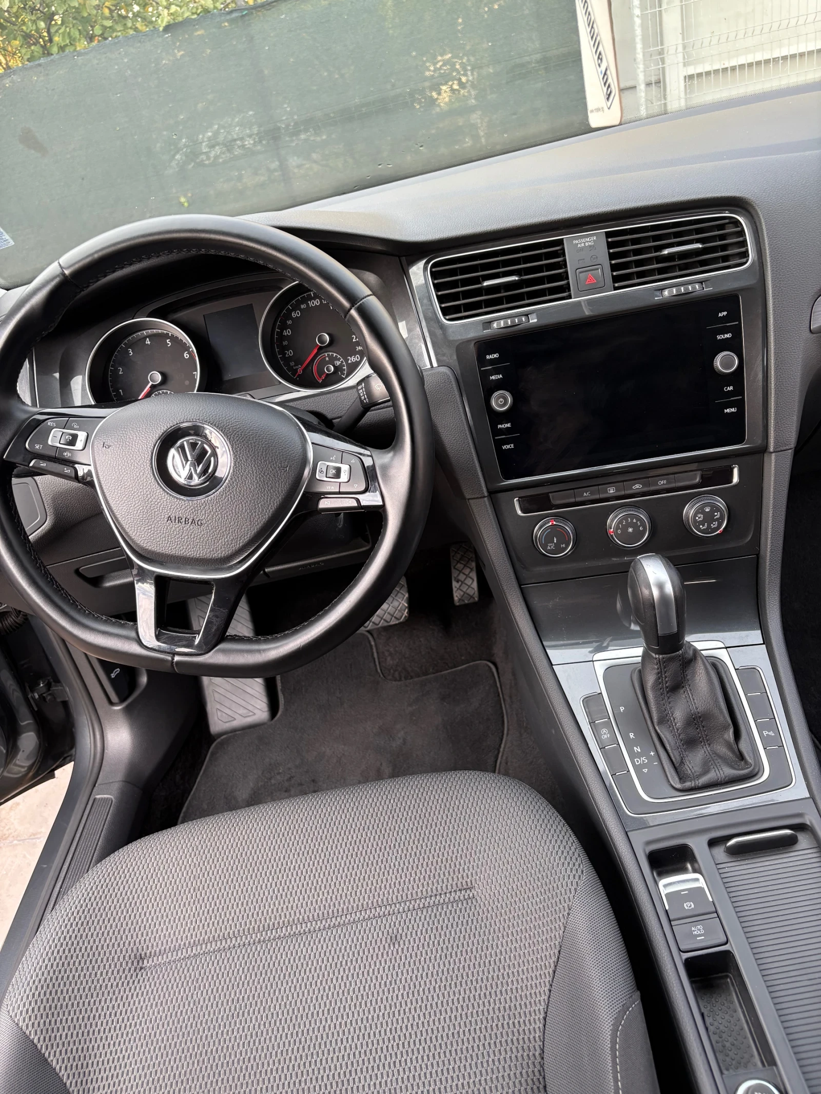 VW Golf 1.5TGI-Автоматик  - изображение 10 | Auto.bg VW Golf 1.5TGI-Автоматик  - изображение 10