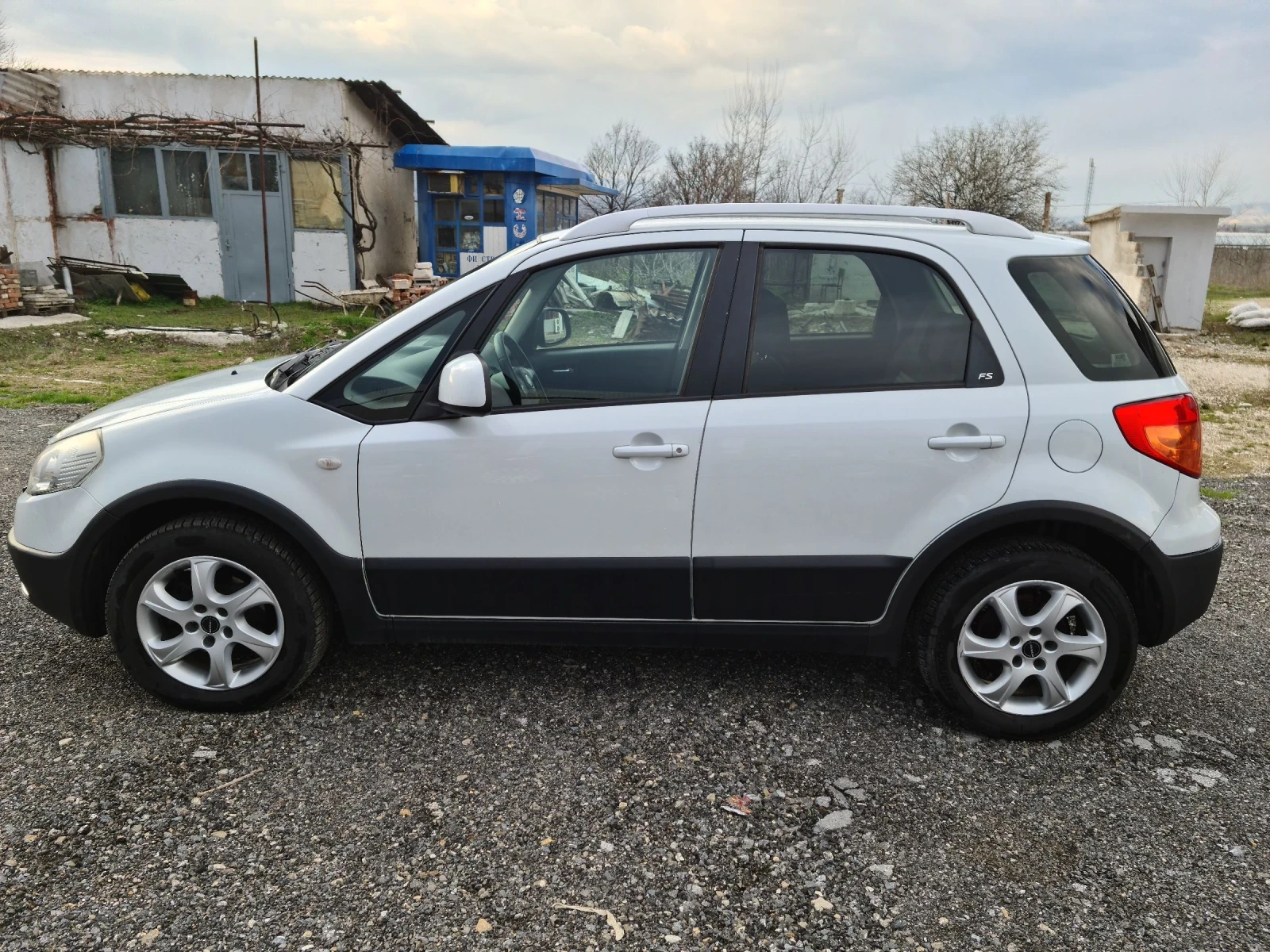 Fiat Sedici 2.0 jtd, 4x4 - изображение 8 | Auto.bg Fiat Sedici 2.0 jtd, 4x4 - изображение 8