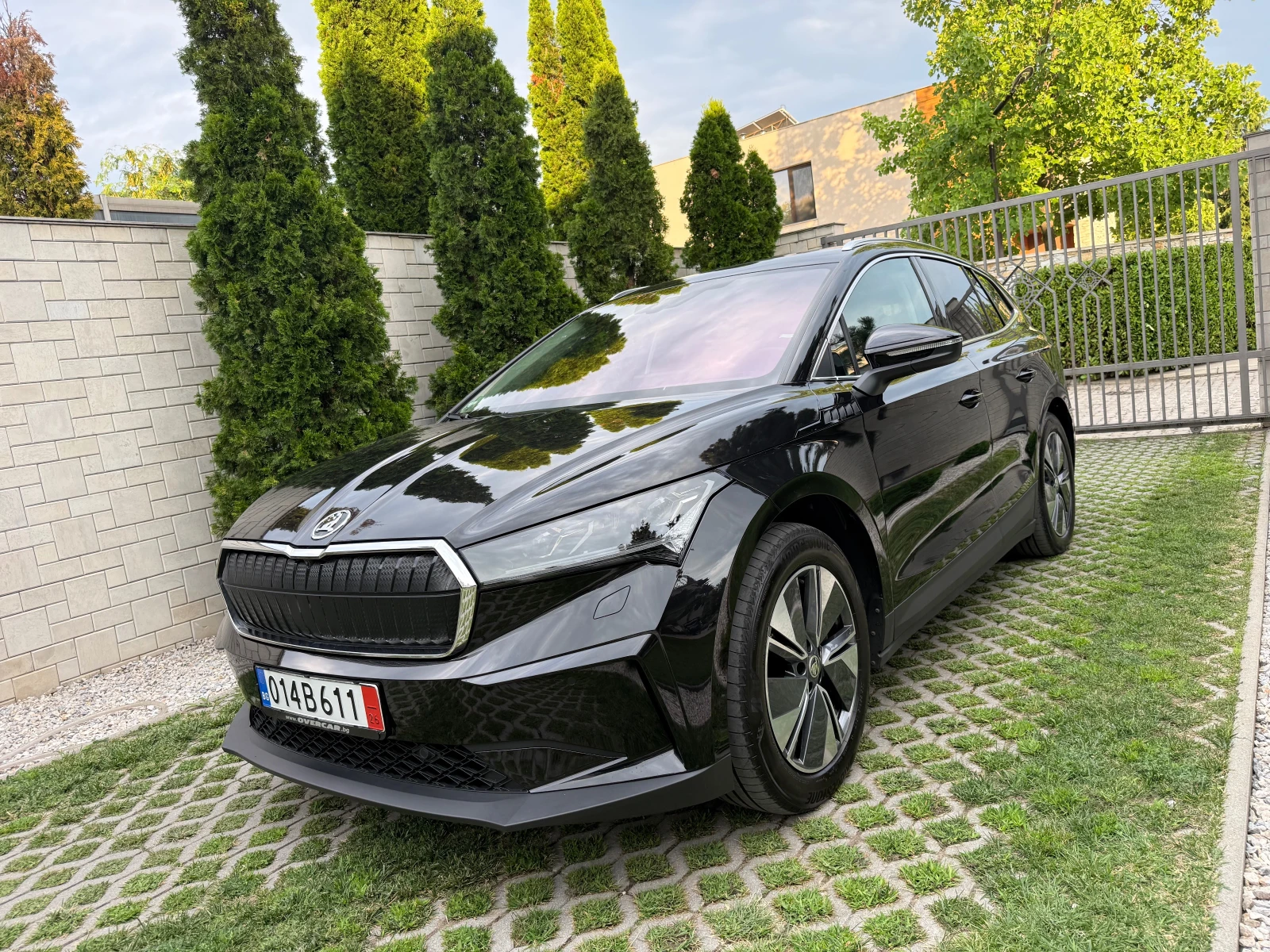 Skoda Enyaq iV 80x* SWISS* PANORAMA | Auto.bg — изображение 1 Skoda Enyaq iV 80x* SWISS* PANORAMA | Auto.bg — изображение 1