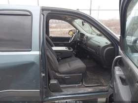 Chevrolet Alero 6.0L V-8 VVT, 360HP 4X4 Drive - 7400 € / 14473.14 лв. - 83774385 5 | Car24.bg Chevrolet Alero 6.0L V-8 VVT, 360HP 4X4 Drive - 7400 € / 14473.14 лв. - 83774385 5