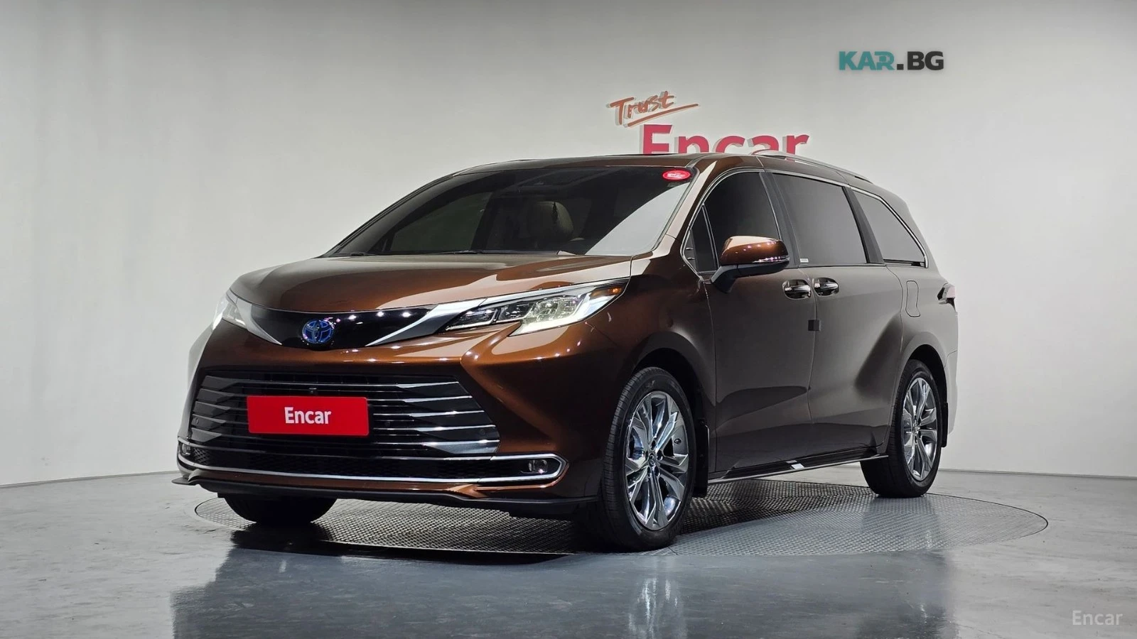 Toyota Sienna 2.5 HYBRID/HUD/360/ПОДГРЕВ/ОБДУХВАНЕ/TV | Auto.bg — изображение 1 Toyota Sienna 2.5 HYBRID/HUD/360/ПОДГРЕВ/ОБДУХВАНЕ/TV | Auto.bg — изображение 1