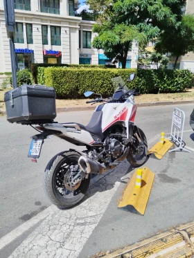 Moto Morini X-Cape