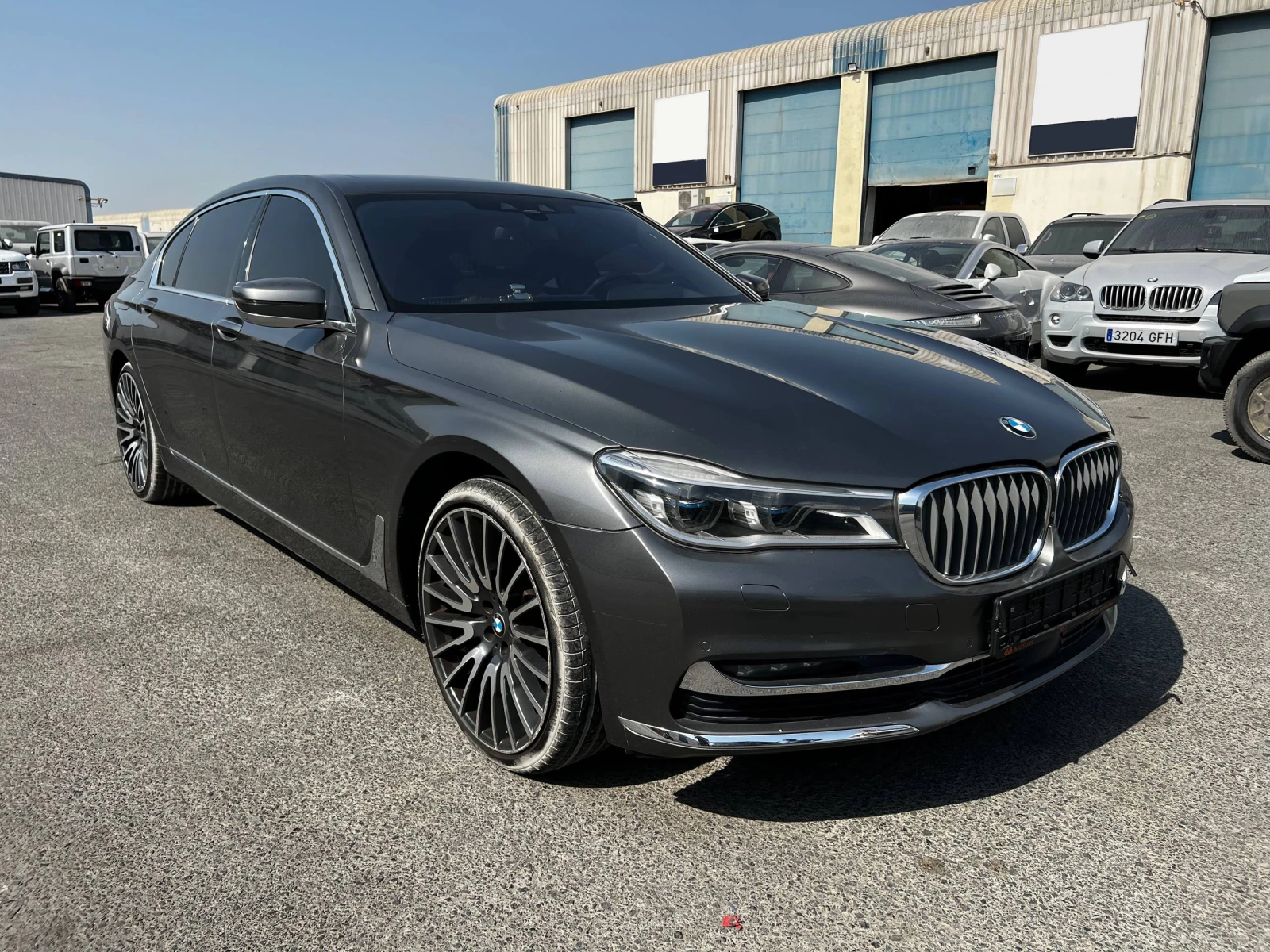 BMW 750 LONG xDrive   2016 / 166 000 км / ОЧАКВАН ВНОС - изображение 3 | Auto.bg BMW 750 LONG xDrive   2016 / 166 000 км / ОЧАКВАН ВНОС - изображение 3