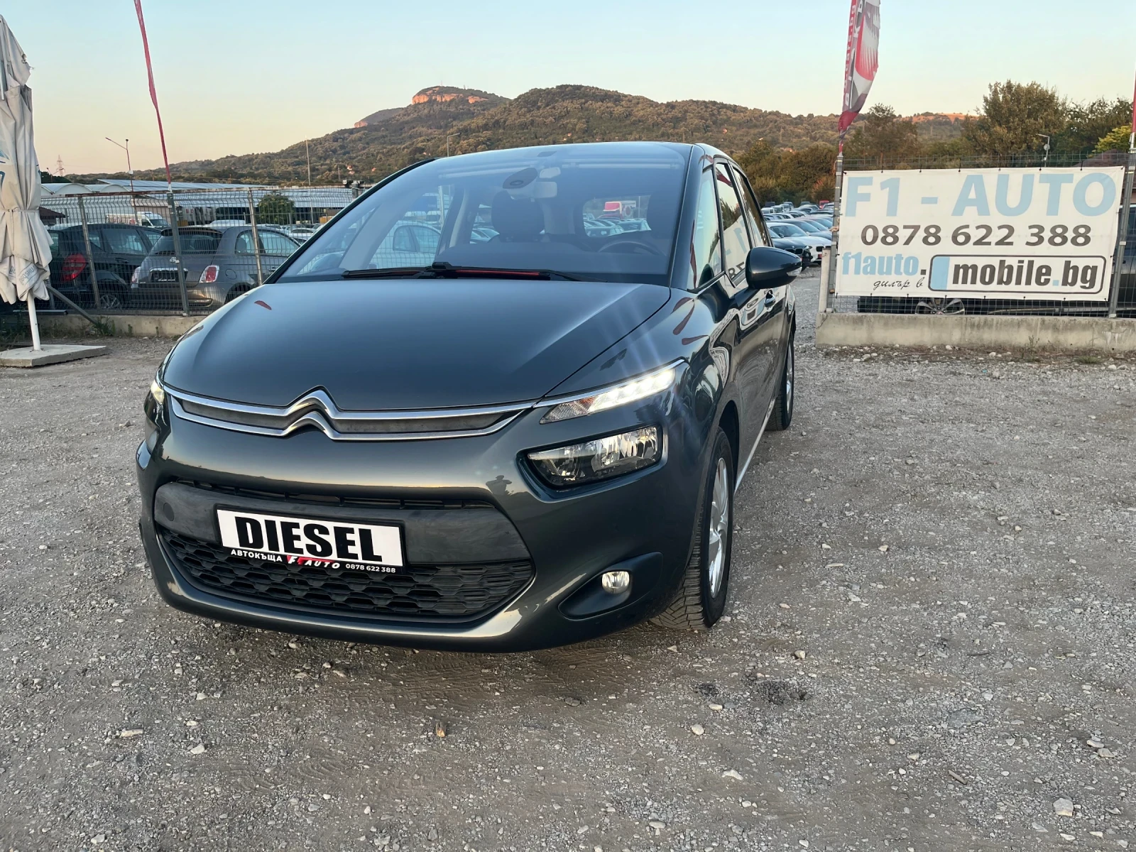 Citroen C4 Picasso 1.6HDI-115-NAVI-ITALIA | Auto.bg — изображение 1 Citroen C4 Picasso 1.6HDI-115-NAVI-ITALIA | Auto.bg — изображение 1