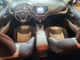 Jeep Cherokee 2.4L 4 4X4 W/FRONT WHL DRV - 6500 € / 12712.90 лв. - 98457121 8 | Car24.bg Jeep Cherokee 2.4L 4 4X4 W/FRONT WHL DRV - 6500 € / 12712.90 лв. - 98457121 8