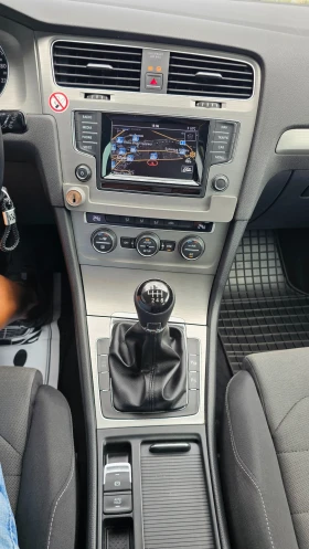 VW Golf 1.6 TDI Highline Navi 6ck - 8500 € / 16624.56 лв. - 87643154 14 | Car24.bg VW Golf 1.6 TDI Highline Navi 6ck - 8500 € / 16624.56 лв. - 87643154 14