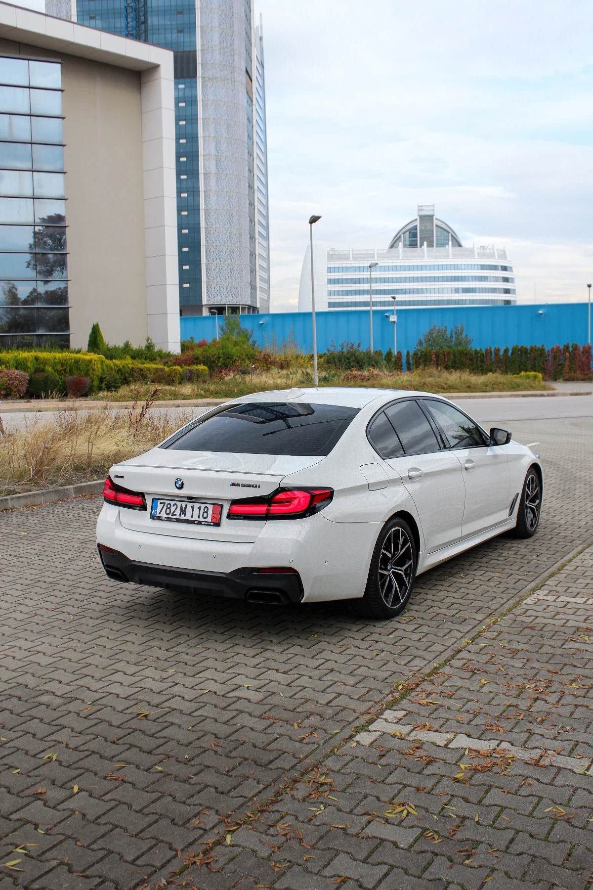 BMW 550 М550i/РЕГИСТРИРАНА/Перфектна/67хил км/FULL - изображение 7 | Auto.bg BMW 550 М550i/РЕГИСТРИРАНА/Перфектна/67хил км/FULL - изображение 7