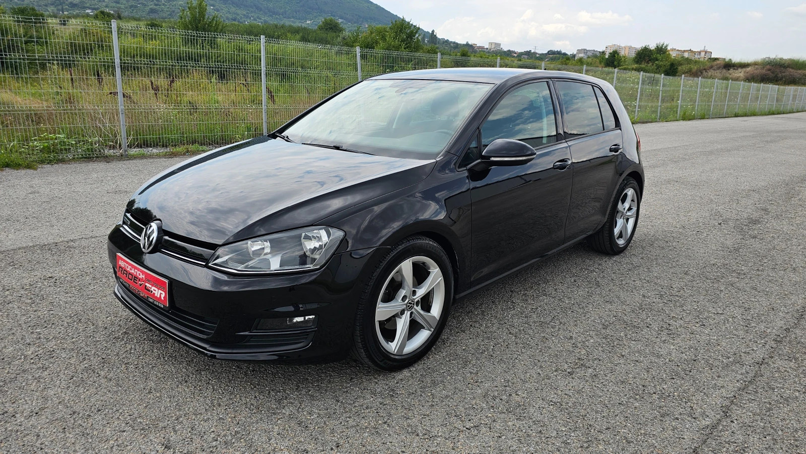 VW Golf 1.6 TDI Highline Navi 6ck | Auto.bg — изображение 1 VW Golf 1.6 TDI Highline Navi 6ck | Auto.bg — изображение 1