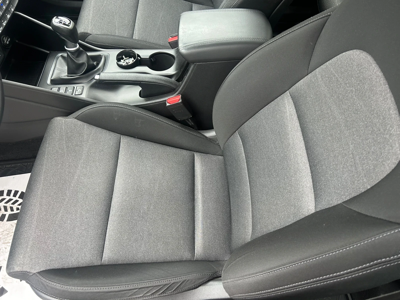 Hyundai Tucson 1.6CRDI 4X4 - изображение 10 | Auto.bg Hyundai Tucson 1.6CRDI 4X4 - изображение 10