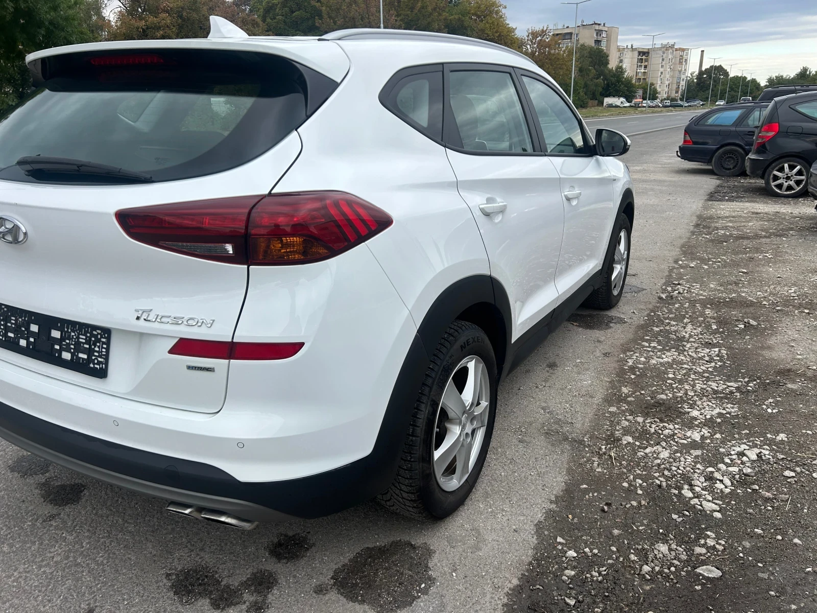 Hyundai Tucson 1.6CRDI 4X4 - изображение 3 | Auto.bg Hyundai Tucson 1.6CRDI 4X4 - изображение 3
