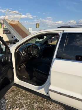 Jeep Grand cherokee 3.0/Overland/barter/lizing - 9990 € - 68546681 11 | Car24.bg Jeep Grand cherokee 3.0/Overland/barter/lizing - 9990 € - 68546681 11