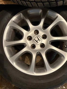 Honda Cr-v - 8800 € - 43918970 8 | Car24.bg Honda Cr-v - 8800 € - 43918970 8