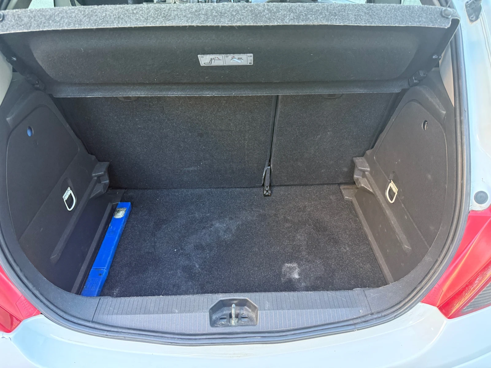 Opel Corsa 1.0 65 к.с. бензин - изображение 9 | Auto.bg Opel Corsa 1.0 65 к.с. бензин - изображение 9