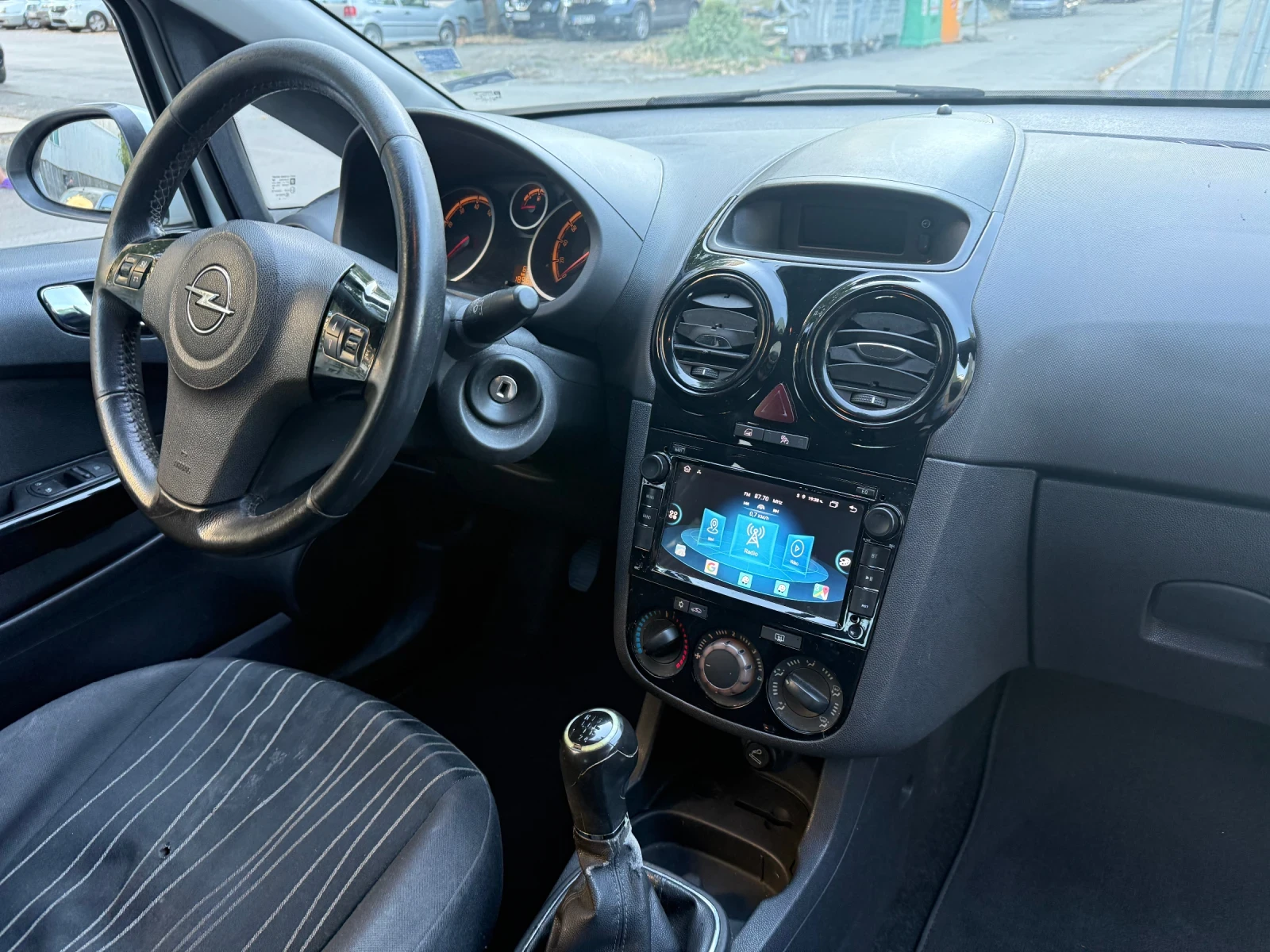 Opel Corsa 1.0 65 к.с. бензин - изображение 6 | Auto.bg Opel Corsa 1.0 65 к.с. бензин - изображение 6