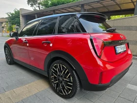 Mini Cooper 4Th Generation 5-Door Favorite | Auto.bg — изображение 4 Mini Cooper 4Th Generation 5-Door Favorite | Auto.bg — изображение 4
