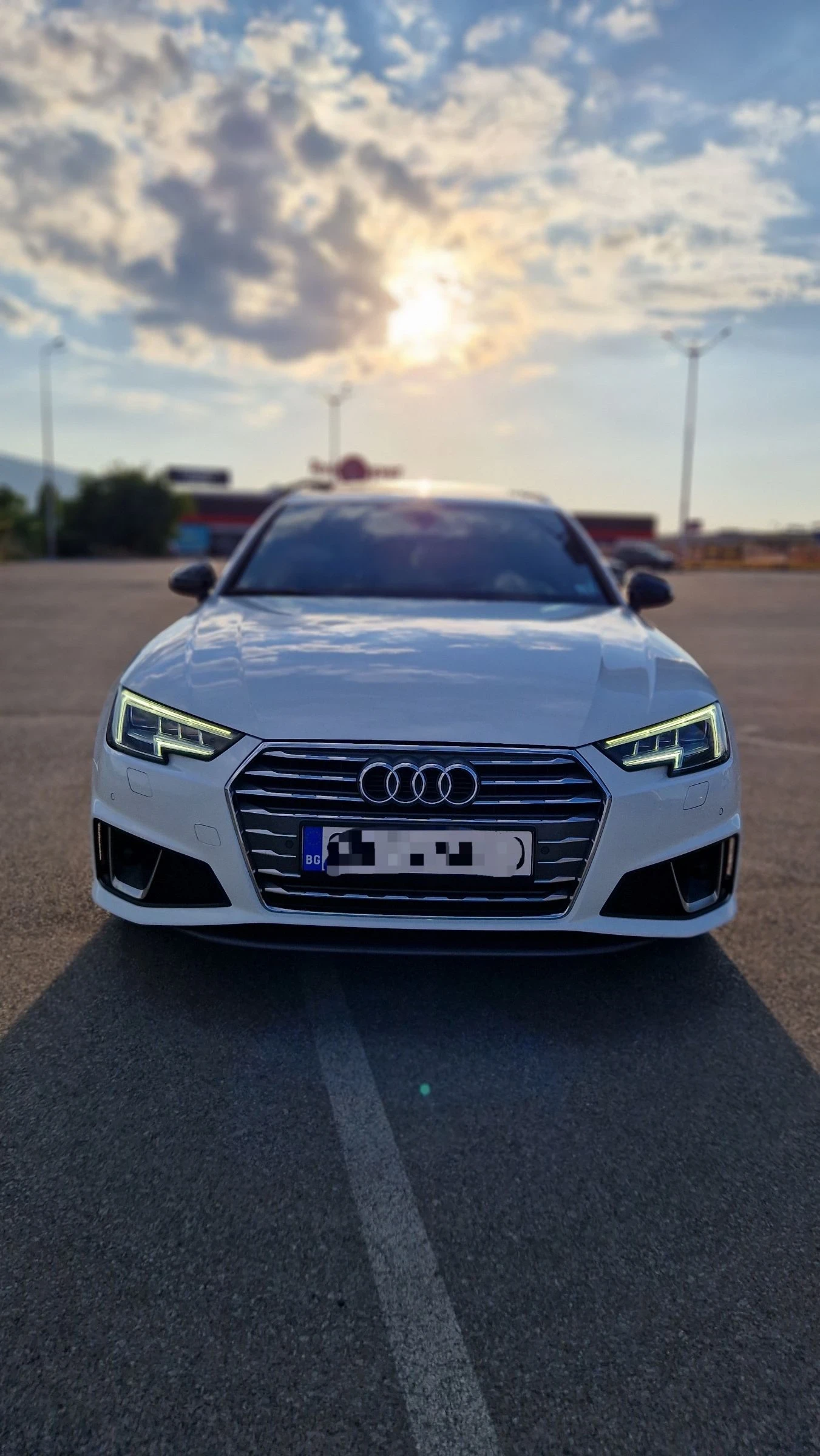 Audi A4 2.0TDI 190 S-line Matrix Facelift  - изображение 2 | Auto.bg Audi A4 2.0TDI 190 S-line Matrix Facelift  - изображение 2