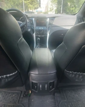 Hyundai Sonata undefined | Auto.bg — изображение 9 Hyundai Sonata undefined | Auto.bg — изображение 9
