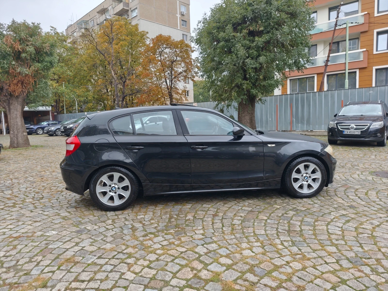 BMW 116 1.6 ГАЗ-ИНЖ * КЛИМАТРОНИК* !НАВИ! TОП!  - изображение 2 | Auto.bg BMW 116 1.6 ГАЗ-ИНЖ * КЛИМАТРОНИК* !НАВИ! TОП!  - изображение 2