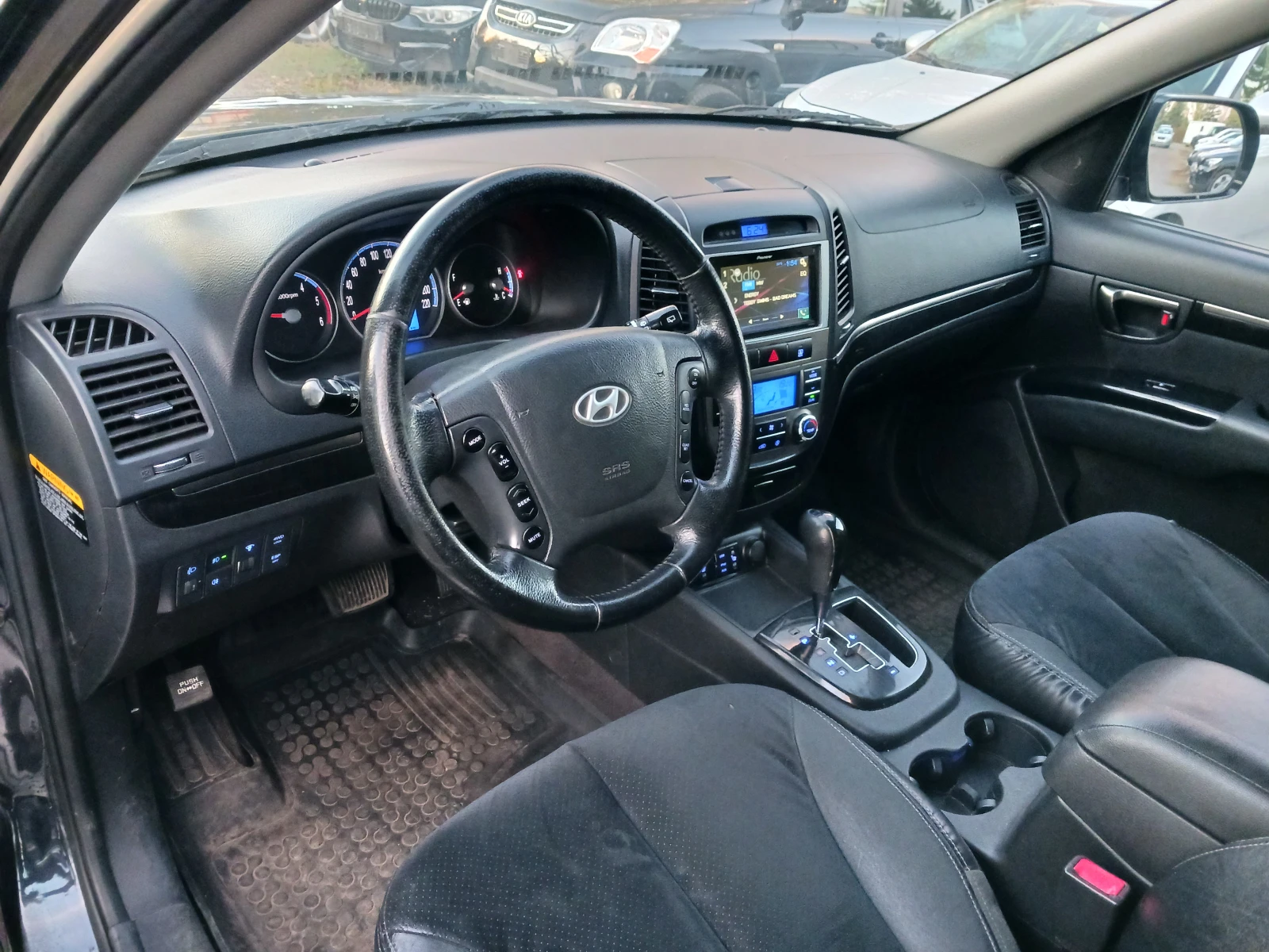 Hyundai Santa fe 2.2 CRDI= 4X4= AUTOMAT=  - изображение 7 | Auto.bg Hyundai Santa fe 2.2 CRDI= 4X4= AUTOMAT=  - изображение 7