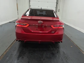 Toyota Camry XSE* Подгрев* М.Точка* Адаптивен Круиз* Пано*