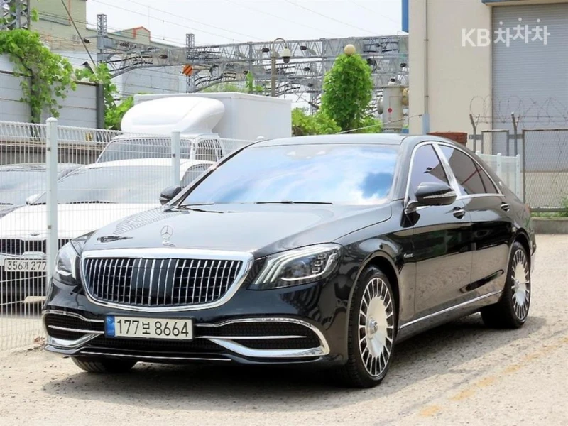 Mercedes-Benz S 560 4MATIC MAYBACH /PANORAMA/360CAM/EKPAHИ/FULL - 27040 € / 52885.64 лв. - 85047305 1 | Car24.bg Mercedes-Benz S 560 4MATIC MAYBACH /PANORAMA/360CAM/EKPAHИ/FULL - 27040 € / 52885.64 лв. - 85047305 1