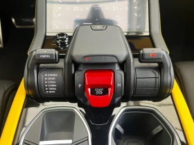 Lamborghini Urus SE / FACELIFT / DARK PACKAGE / CERAMIC / B&O / HUD | Auto.bg — изображение 14 Lamborghini Urus SE / FACELIFT / DARK PACKAGE / CERAMIC / B&O / HUD | Auto.bg — изображение 14