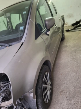 Renault Modus - 500 € / 977.91 лв. - 40224092 10 | Car24.bg Renault Modus - 500 € / 977.91 лв. - 40224092 10