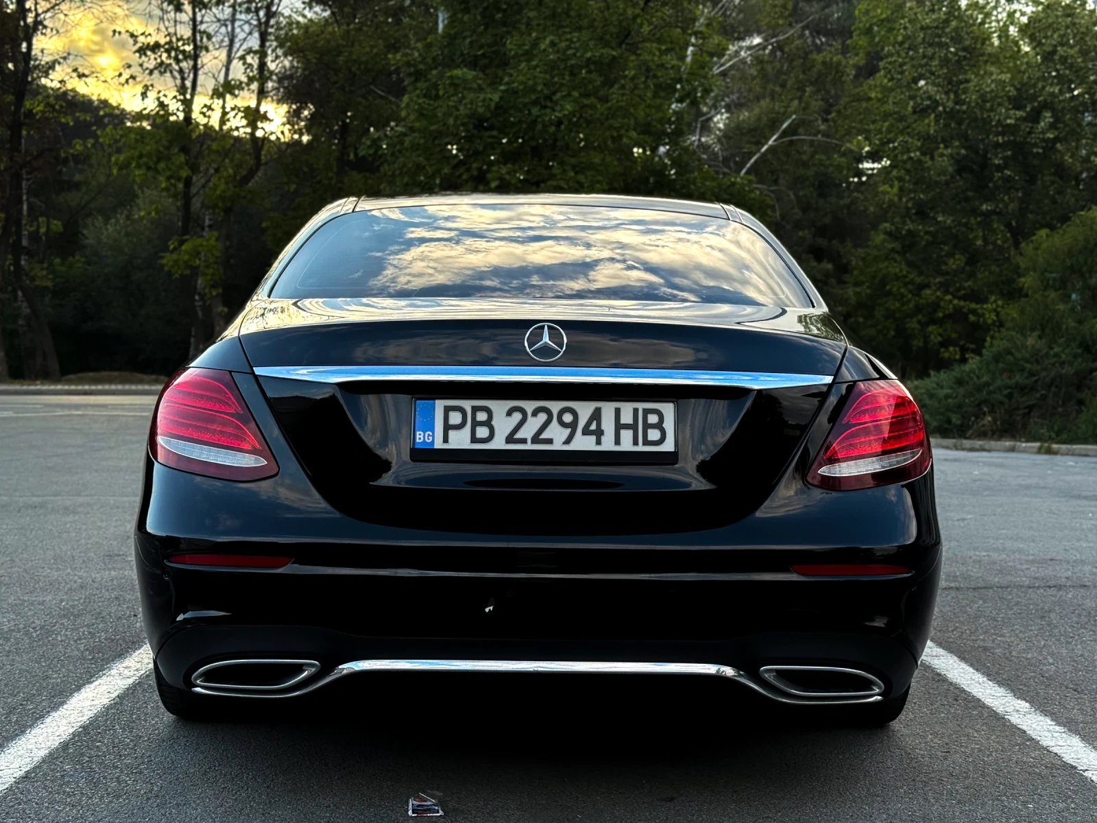 Mercedes-Benz E 220 AMG Line   Burmester | 360  Камери | Widescreen - изображение 4 | Auto.bg Mercedes-Benz E 220 AMG Line   Burmester | 360  Камери | Widescreen - изображение 4