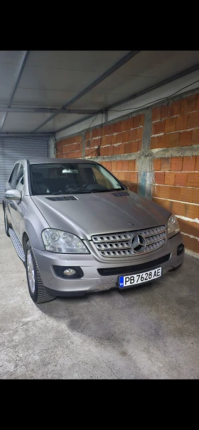 Снимка Mercedes-Benz ML 350