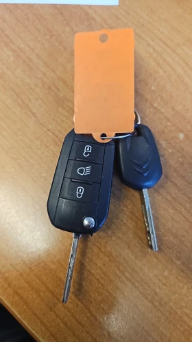 Citroen Berlingo 1.2 бензин/клима EUR6 | Auto.bg — изображение 7 Citroen Berlingo 1.2 бензин/клима EUR6 | Auto.bg — изображение 7