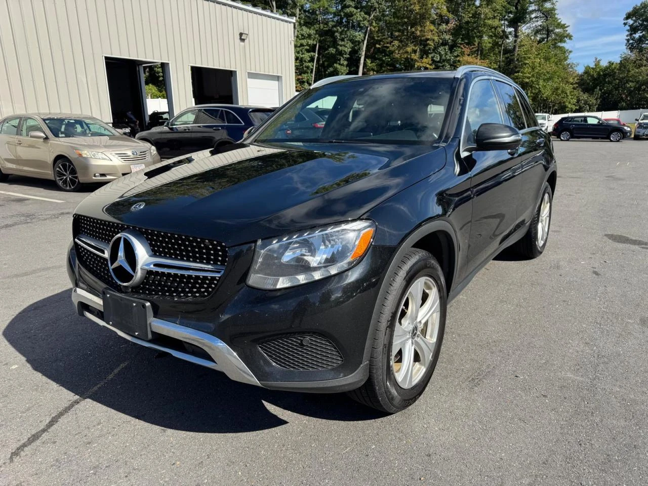 Mercedes-Benz GLC 300 undefined | Auto.bg — изображение 1 Mercedes-Benz GLC 300 undefined | Auto.bg — изображение 1