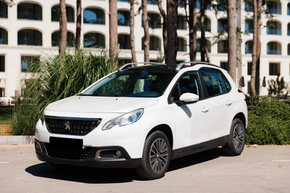 Peugeot 2008 1.2 PureTech Blue Lion | Auto.bg — изображение 1 Peugeot 2008 1.2 PureTech Blue Lion | Auto.bg — изображение 1