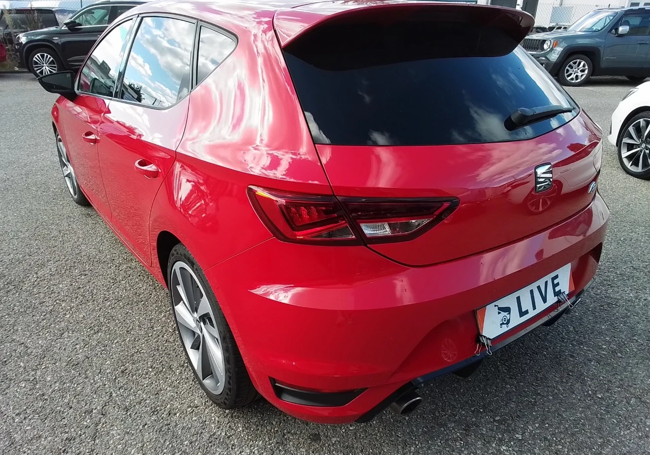 Seat Leon  2.0 TDI FR/ОЧАКВАН ВНОС/ТОП СЪСТОЯНИЕ!!! - изображение 6 | Auto.bg Seat Leon  2.0 TDI FR/ОЧАКВАН ВНОС/ТОП СЪСТОЯНИЕ!!! - изображение 6