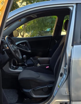 Toyota Rav4 D4-D///CROSSOVER///4X4 - 4899 € - 11691385 5 | Car24.bg Toyota Rav4 D4-D///CROSSOVER///4X4 - 4899 € - 11691385 5