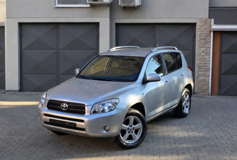 Toyota Rav4 D4-D///CROSSOVER///4X4 - 4899 € - 11691385 1 | Car24.bg Toyota Rav4 D4-D///CROSSOVER///4X4 - 4899 € - 11691385 1