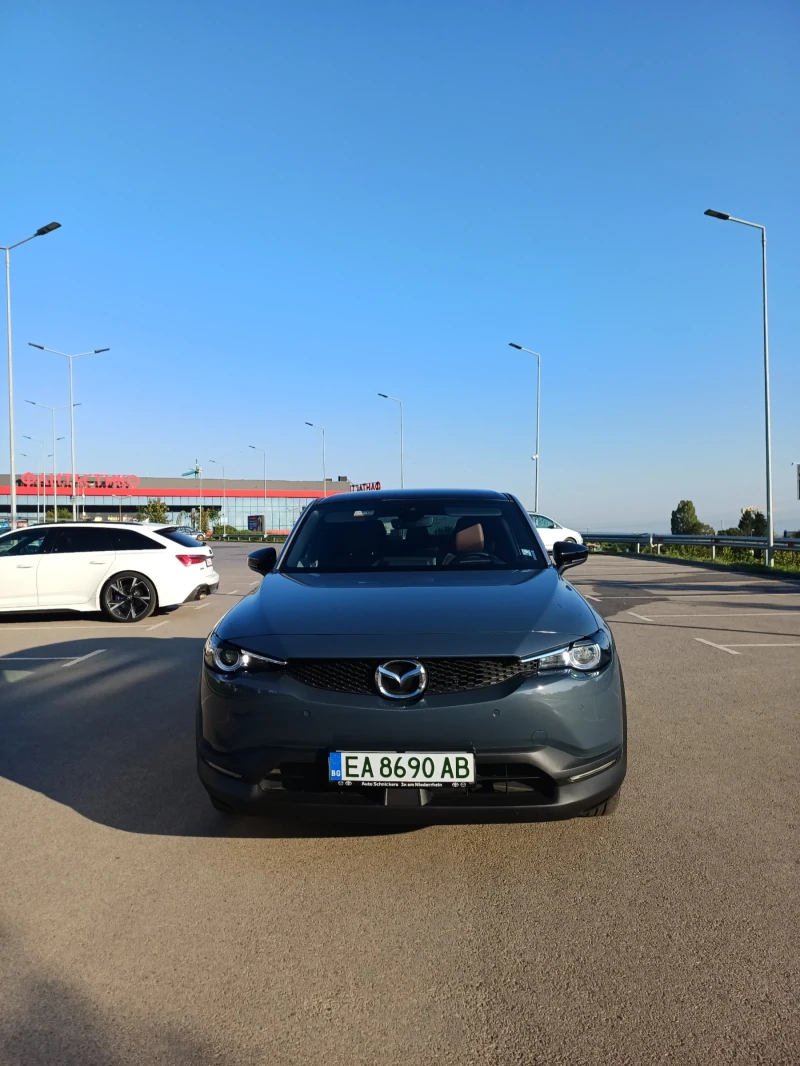 Mazda MX-30 - 31900 лв. / 16310.21 € - 95760384 1 | Car24.bg Mazda MX-30 - 31900 лв. / 16310.21 € - 95760384 1