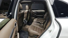 Porsche Cayenne 4.2S Diesel* Обдухване* Bose* Въздух* Пано | Auto.bg — изображение 12 Porsche Cayenne 4.2S Diesel* Обдухване* Bose* Въздух* Пано | Auto.bg — изображение 12