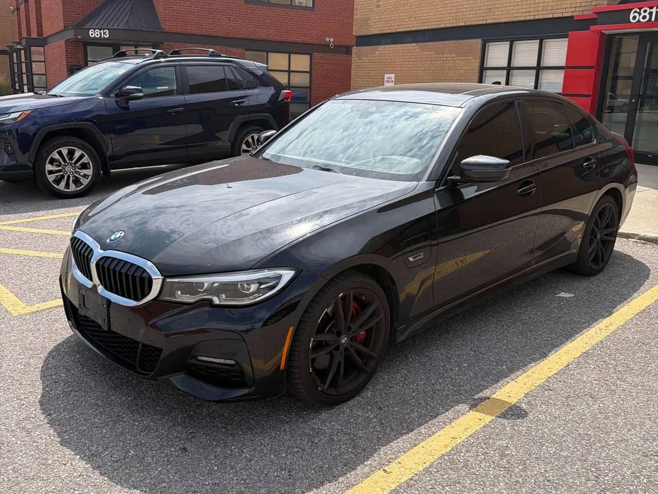 BMW 330 * 330e xDrive * АВТОКРЕДИТ БЕЗ ПЪРВОНАЧАЛНА ВНОСКА | Auto.bg — изображение 1 BMW 330 * 330e xDrive * АВТОКРЕДИТ БЕЗ ПЪРВОНАЧАЛНА ВНОСКА | Auto.bg — изображение 1