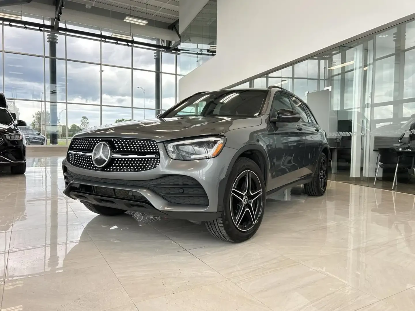 Mercedes-Benz GLC 300 * 4MATIC * ДИГИТАЛНО * ПОДГРЕВИ * ПАМЕТ * PANO | Auto.bg — изображение 1 Mercedes-Benz GLC 300 * 4MATIC * ДИГИТАЛНО * ПОДГРЕВИ * ПАМЕТ * PANO | Auto.bg — изображение 1