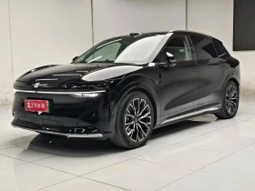 Zeekr 7X 2025 100kWh Long Range AWD Intelligent Driving