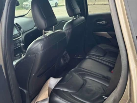 Jeep Cherokee * Limited * CARFAX * БЕЗ ПЪРВОНАЧАЛНА ВНОСКА | Auto.bg — изображение 11 Jeep Cherokee * Limited * CARFAX * БЕЗ ПЪРВОНАЧАЛНА ВНОСКА | Auto.bg — изображение 11