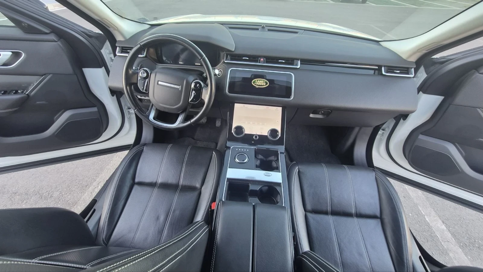 Land Rover Range Rover Velar FULL ЕКСТРИ, РЕАЛНИ КМ, СЕРВИЗНА ИСТОРИЯ - изображение 9 | Auto.bg Land Rover Range Rover Velar FULL ЕКСТРИ, РЕАЛНИ КМ, СЕРВИЗНА ИСТОРИЯ - изображение 9