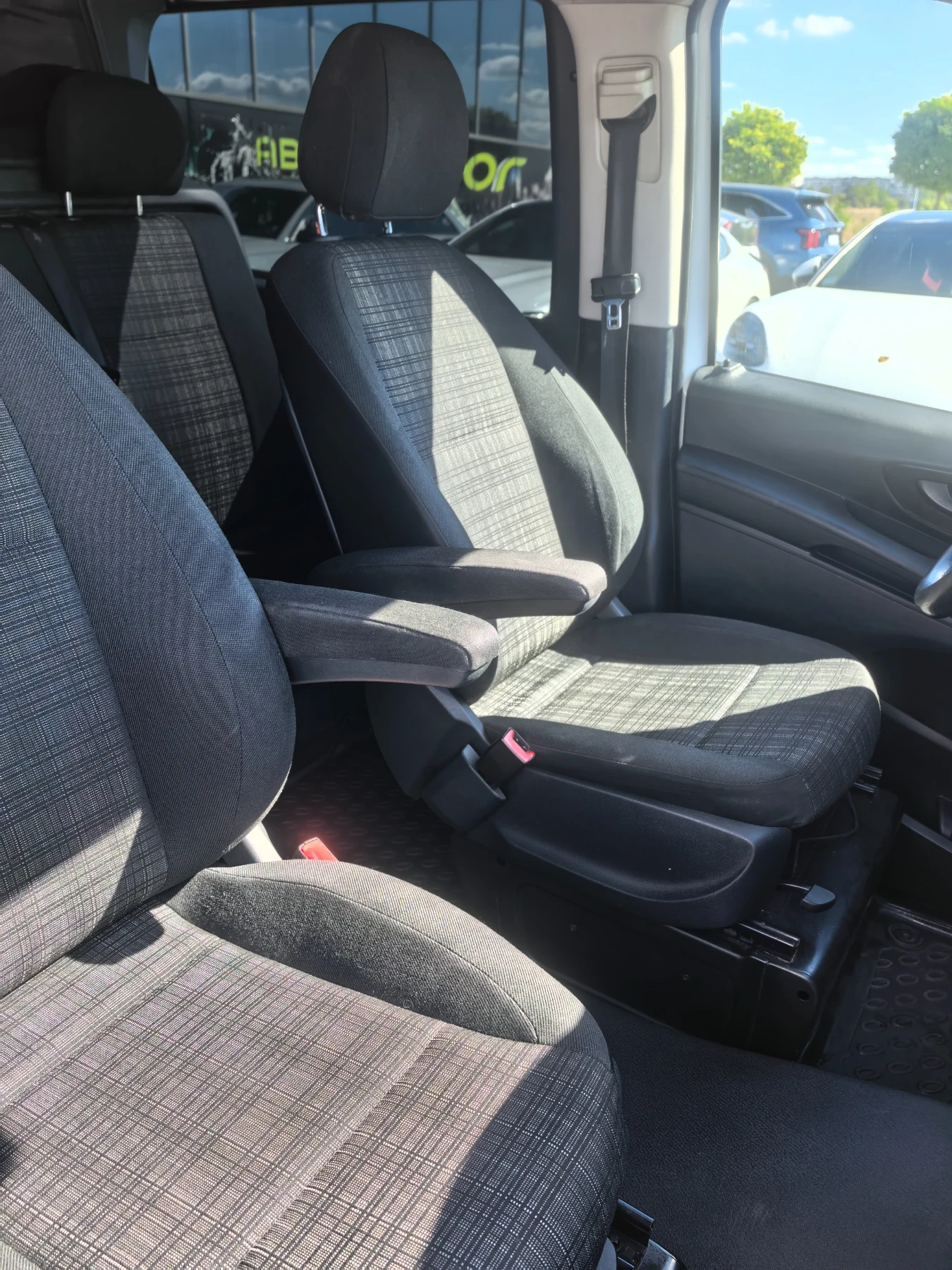 Mercedes-Benz Vito 2.2 140кс. - изображение 9 | Auto.bg Mercedes-Benz Vito 2.2 140кс. - изображение 9