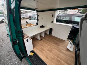 VW T5 2.0TDI + KЛИМАТИК + КЕМПЕР | Auto.bg — изображение 10 VW T5 2.0TDI + KЛИМАТИК + КЕМПЕР | Auto.bg — изображение 10