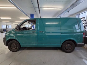 VW T5 2.0TDI + KЛИМАТИК + КЕМПЕР | Auto.bg — изображение 3 VW T5 2.0TDI + KЛИМАТИК + КЕМПЕР | Auto.bg — изображение 3