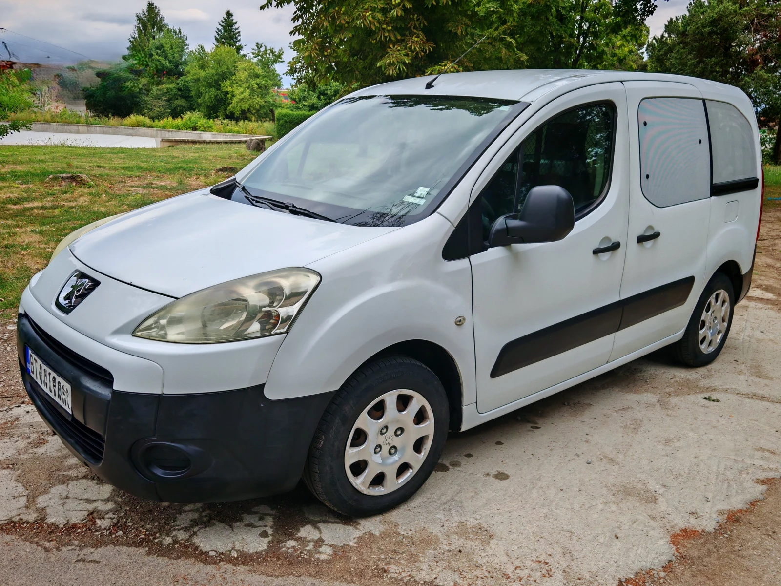Peugeot Partner 1.6HDi 2+ 1 места | Auto.bg — изображение 1 Peugeot Partner 1.6HDi 2+ 1 места | Auto.bg — изображение 1